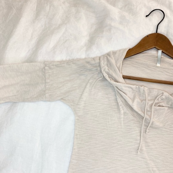 Part Two Karrie Long Sleeve Cowl Neck Top - Picture 7 of 11